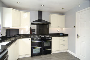 Photo 19- click for photo gallery